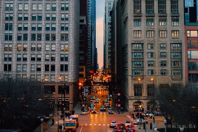 Chicago Mobs and Haunts Walking Tour - How much walking and standing to expect
