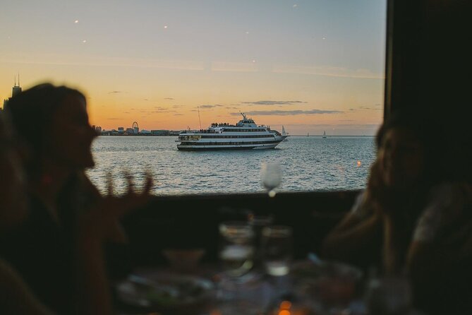 Chicago Premier Dinner Cruise on Lake Michigan - Service, celebrations, and seating concerns