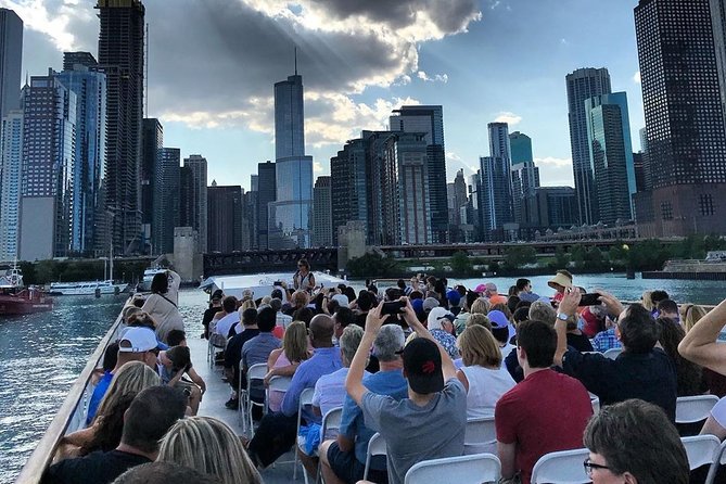 Chicago River 90-Minute Architecture Boat Tour - Chicago architecture from the river, not the sidewalk