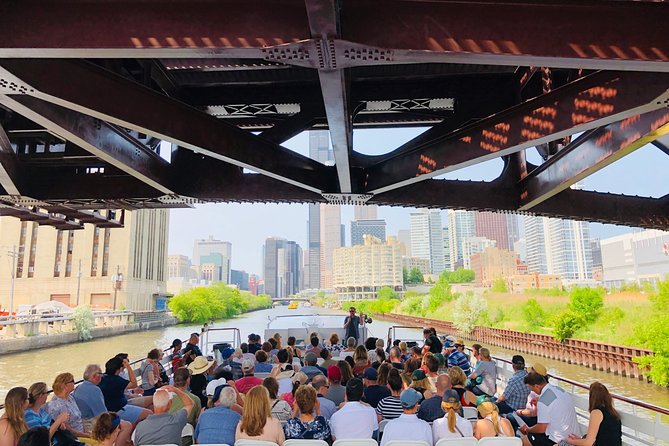 Chicago River 90-Minute Architecture Boat Tour - Picking your seat, time, and clothing