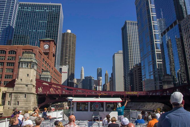 Chicago River 90-Minute Architecture Tour - The fountain and Chicago’s river engineering