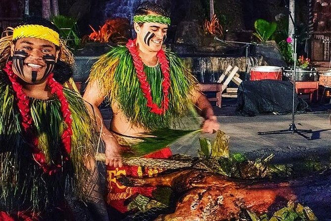 Chief's Luau Admission Including Transfers - The show explains more than it performs