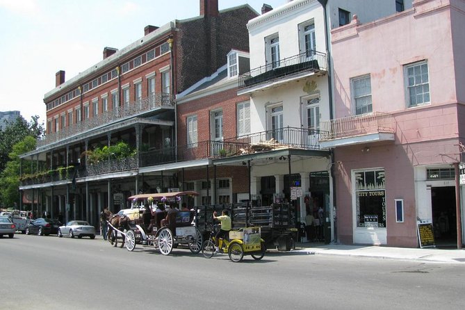 City Tour of New Orleans with Pickup - Garden District mansions and the appeal of moving slowly