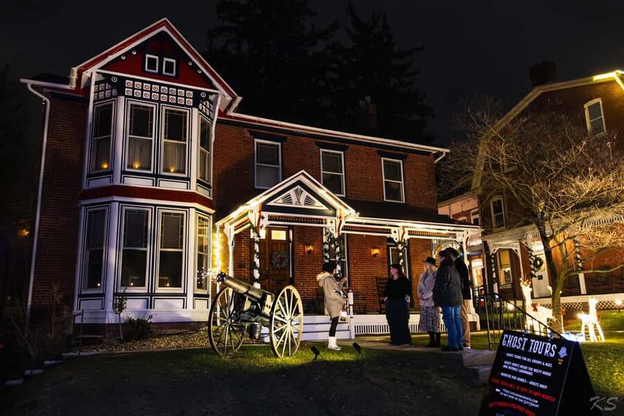 Civil War Ghosts: Echoes of the Fallen Gettysburg Ghost Tour - Farnsworth House and the bullet holes