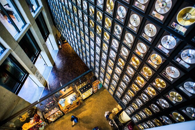 Country Music Hall of Fame and Museum Admission - From Hank Williams to modern Nashville