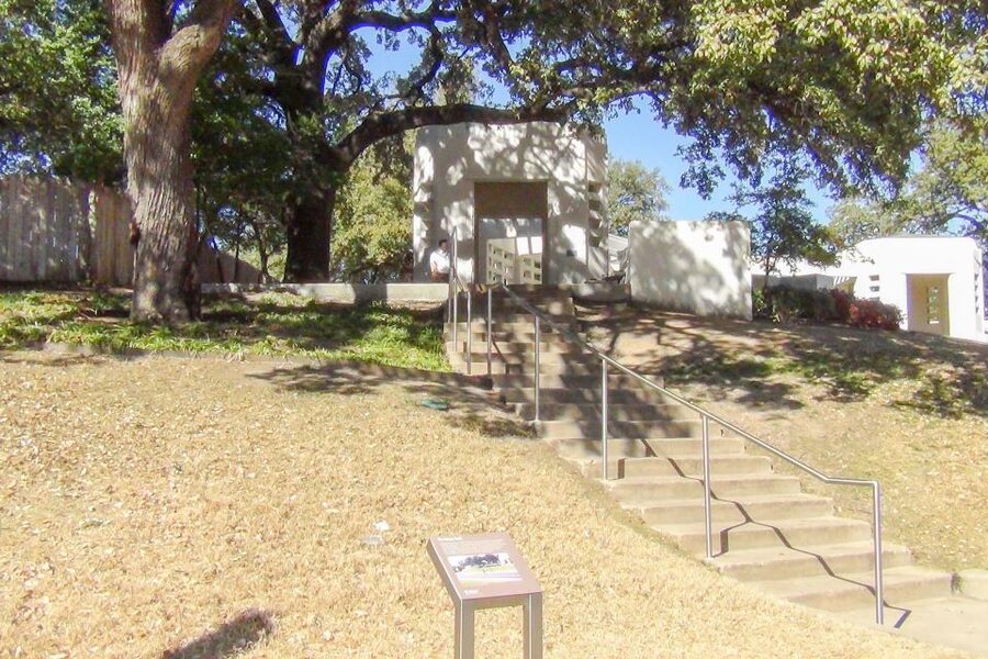 Dallas: JFK Assassination and Sixth Floor Museum Tour - Is $74 a fair price?
