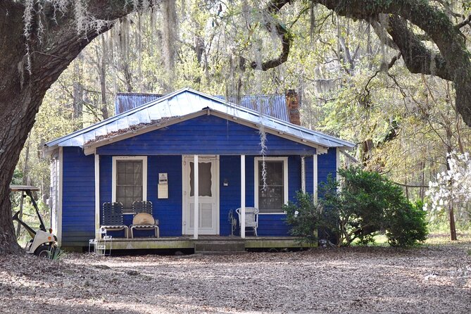 Daufuskie Island Guided History Tour from Hilton Head - Artisan shops and the island’s working character