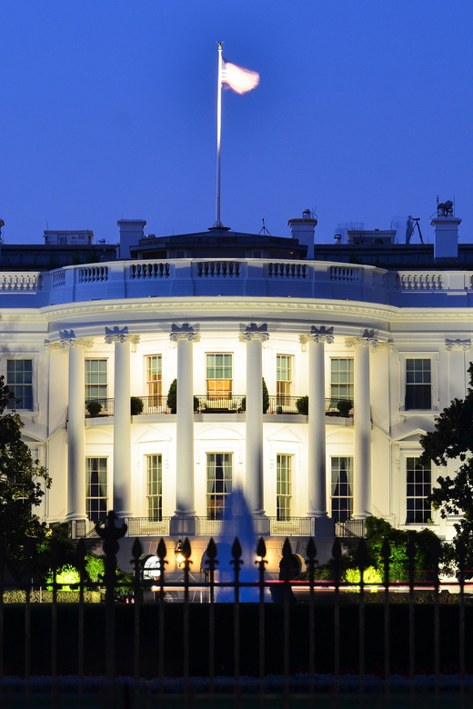DC: Monuments & Memorials Sunset Tour by Open-top Bus - Starting at Union Station