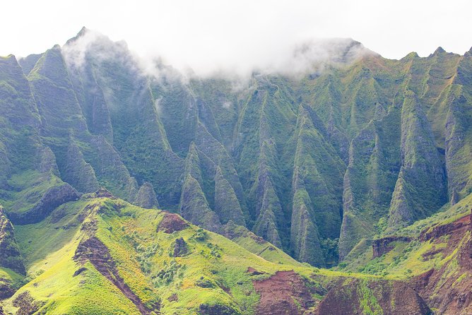 Deluxe Na Pali Morning Snorkel Tour on the Lucky Lady - Breakfast Treats, Sandwiches, and an Open Bar