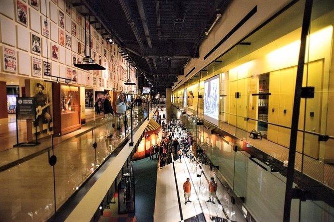 Discover Nashville City Tour with Entry to Ryman & Country Music Hall of Fame - Who will get the most from this tour
