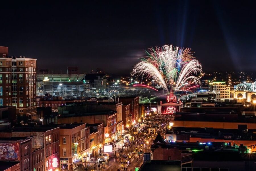 Discover Nashville: Fully Narrated Half-Day City Tour - Downtown, Honky Tonk Row, and the riverfront