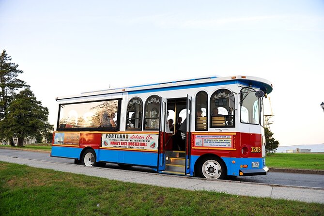Discover Portland City and Lighthouse Tour - The Portland Museum of Art and the Old Port