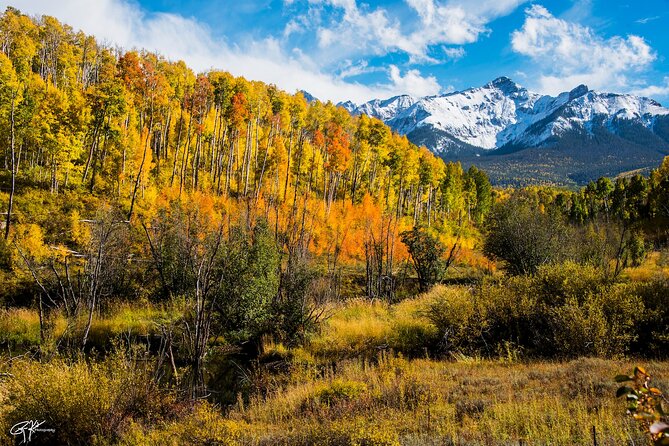 Discover Rocky Mountain National Park - Lily Lake and the Longs Peak view