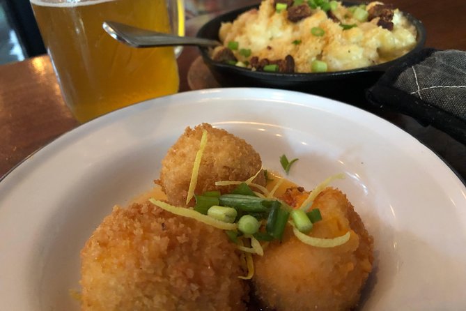 Downtown Charleston Food Tour - The food portions and menu expectations