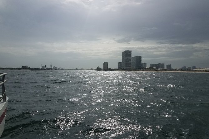 Drift Fishing Trip off the Coast of Fort Lauderdale - What the crew does for you