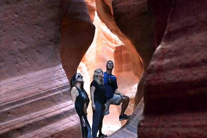 East Zion Crimson Canyon Hike & UTV Adventure - Pictures, geology, and old Native American writings