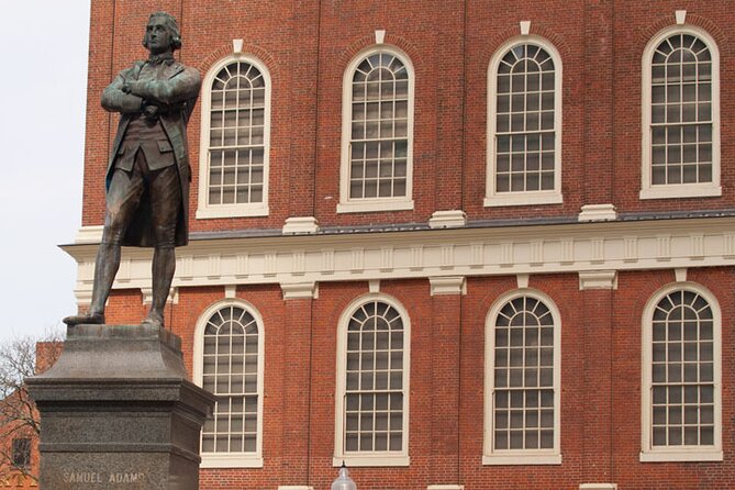 Entire Freedom Trail Walking Tour: Includes Bunker Hill and USS Constitution - Faneuil Hall and the Blackstone Block