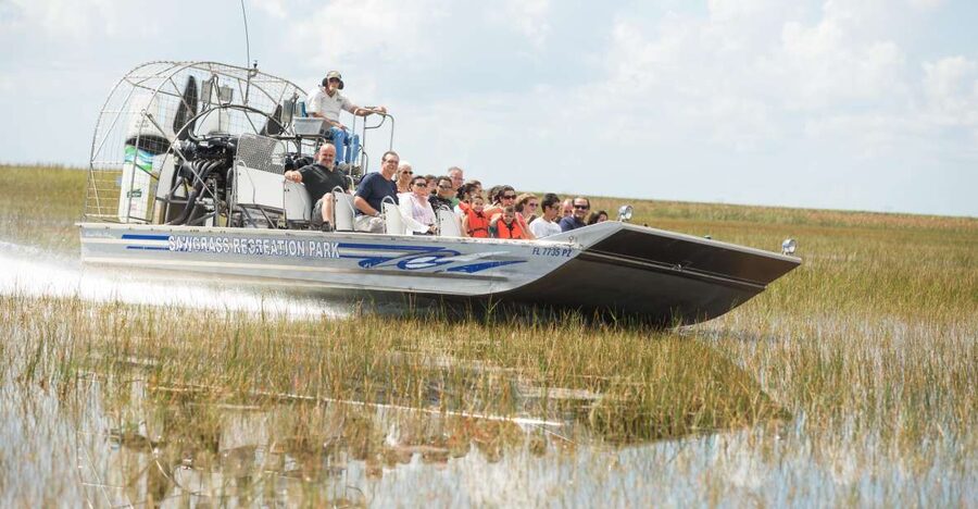 Everglades: Sawgrass Park Day Time Airboat Tour & Exhibits - Seminole stories and the wetland setting