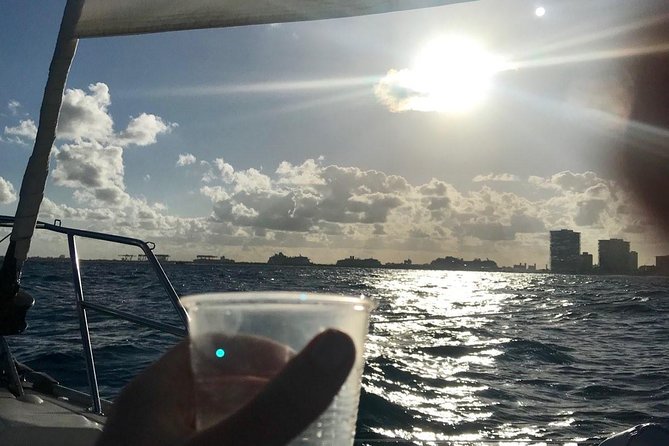 Fort Lauderdale Sailing Charter - What the boat offers for four hours