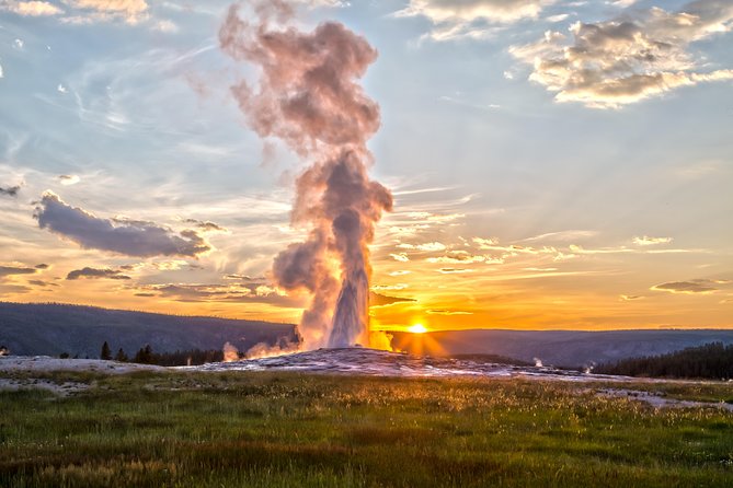 From Jackson Hole: Yellowstone Old Faithful, Waterfalls and Wildlife Day Tour - What lunch, snacks, and the vehicle add