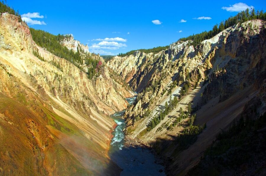 From Jackson: Yellowstone National Park Day Trip with Lunch - Midway Geyser Basin and the Firehole country