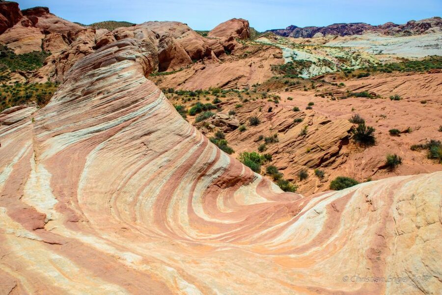 From Las Vegas: Valley of Fire State Park Tour - The 7 AM pickup and drive into the desert