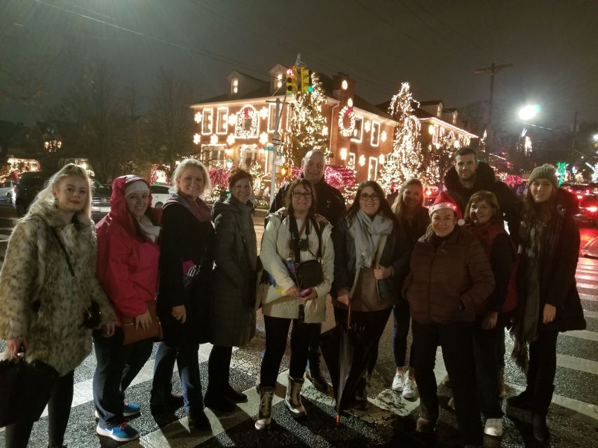 From Manhattan: 4-Hour Brooklyn Christmas Magic Tour - Guides, vehicles, and group comfort