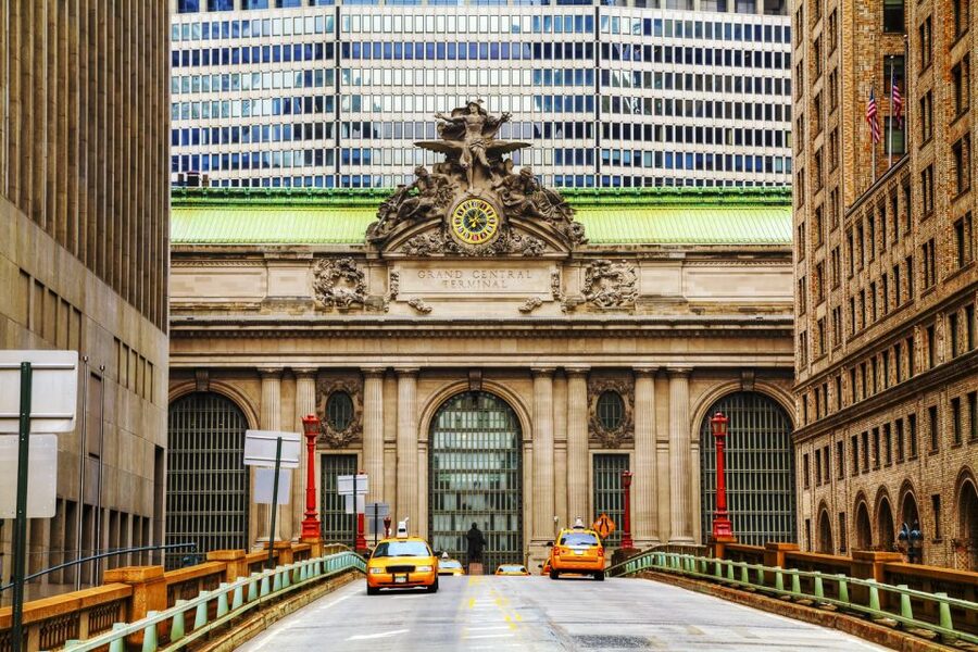 From Manhattan: Bronx, Queens and Brooklyn Half-Day Tour - Why this borough tour is worth your morning