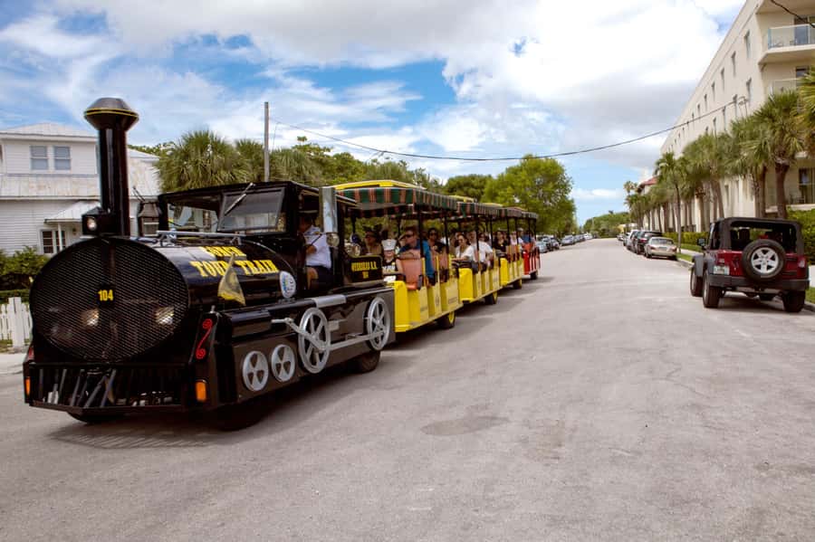 From Miami: Key West Day Tour by Motor Coach Bus - Snorkeling and glass-bottom boat choices
