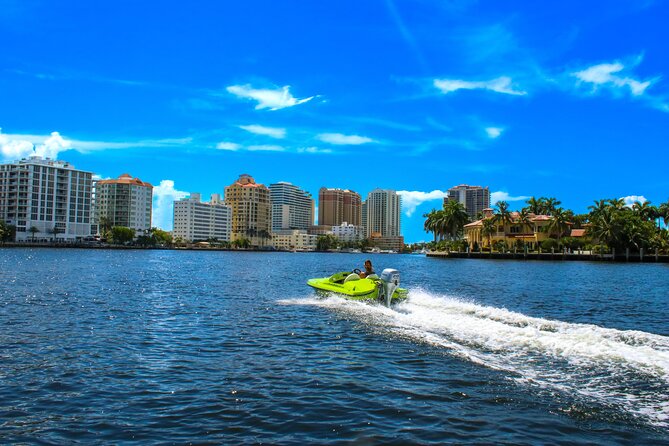 Ft. Lauderdale Mini Powerboat Rental. Canal, Yacht, Mansion Tour - Who Will Enjoy This Most?