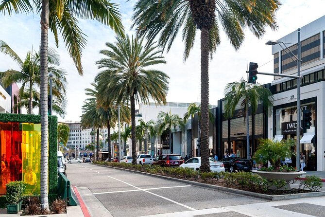 Full-Day LA Tour: Santa Monica, Hollywood and Beverly Hills - The Original Farmers Market and The Grove: LA on a plate