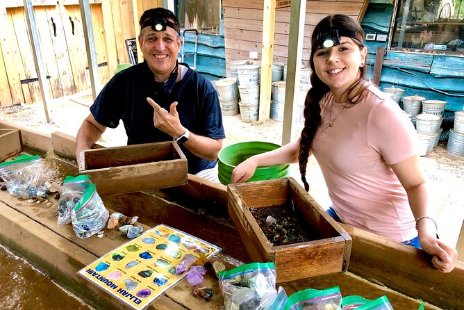 Gem Mining and Goat Farm Walking Tour in Hendersonville - What this Hendersonville outing really includes