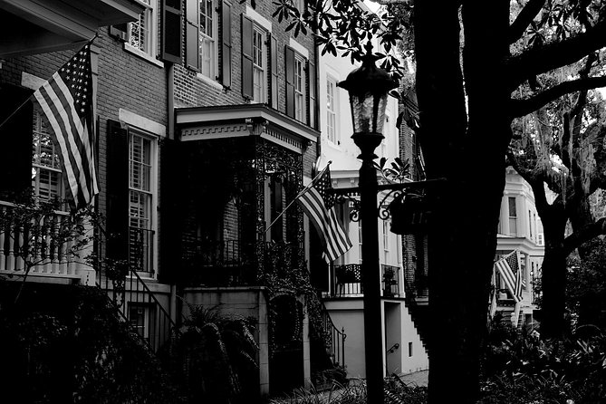 Genteel and Bard's Savannah Dark History and Ghost Encounter Walking Tour - Why this ghost walk feels different