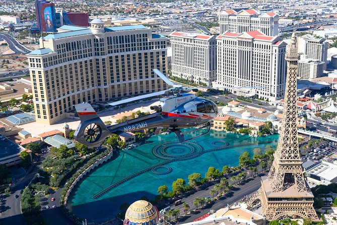 Grand Canyon Deluxe Helicopter Tour with Landing from Las Vegas - The return flight over the Strip
