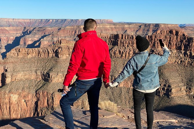 Grand Canyon + Hoover Dam View + WiFi (Skywalk/lunch options) - Lunch, the Hualapai Ranch, and free time