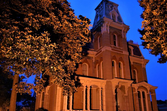 Haunted Memphis Walking Ghost Tour - Starting at Alfred’s on Beale