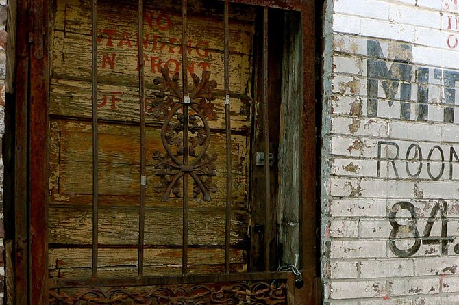 Haunted Memphis Walking Ghost Tour - The Green Beetle and a gangster’s hideout
