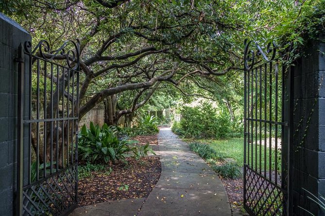 Hidden Alleyways and Historic Sites Small-Group Walking Tour - The French Quarter and St. Philip’s Episcopal Church