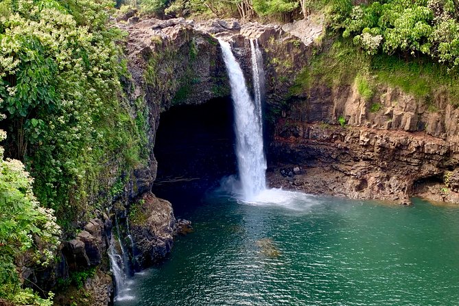 Hilo Shore Excursion: Active Volcano, Lava Tube, Waterfall and Gardens - Kilauea caldera and the power under your feet