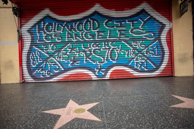Hollywood Open Bus Tours - Beverly Hills and the ten-minute sign stop