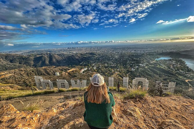 Hollywood Sign 2.5-Hour Tour with Comedians and Their Dogs - Who should book this Hollywood Sign hike