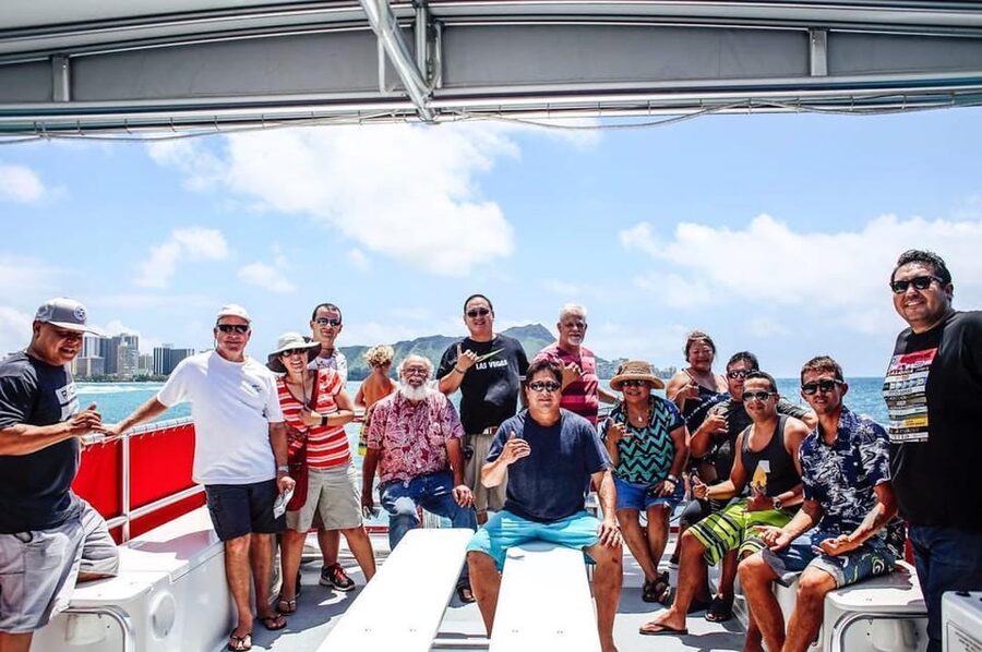 Honolulu: Glass Bottom Boat Tour along Oahu's South Shore - Watching for honu, dolphins, and whales