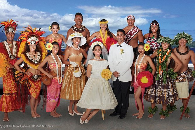 Honolulu: Three Star Deluxe Sunset Dinner Cruise and Show - How the schedule affects your evening