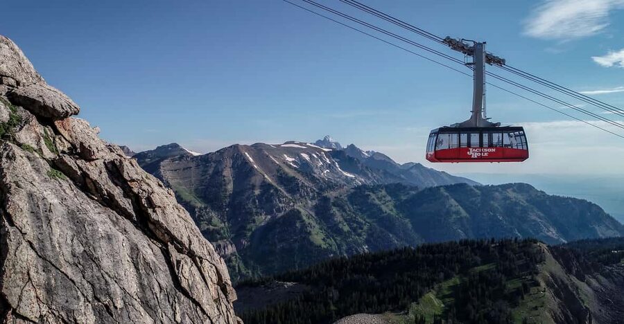 Jackson Hole: Aerial Tram and Gondolas Sightseeing - Corbet’s Cabin and the famous waffles
