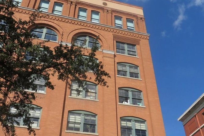 JFK Assassination and Museum Tour with Lee Harvey Oswald Rooming House - The guides make the biggest difference