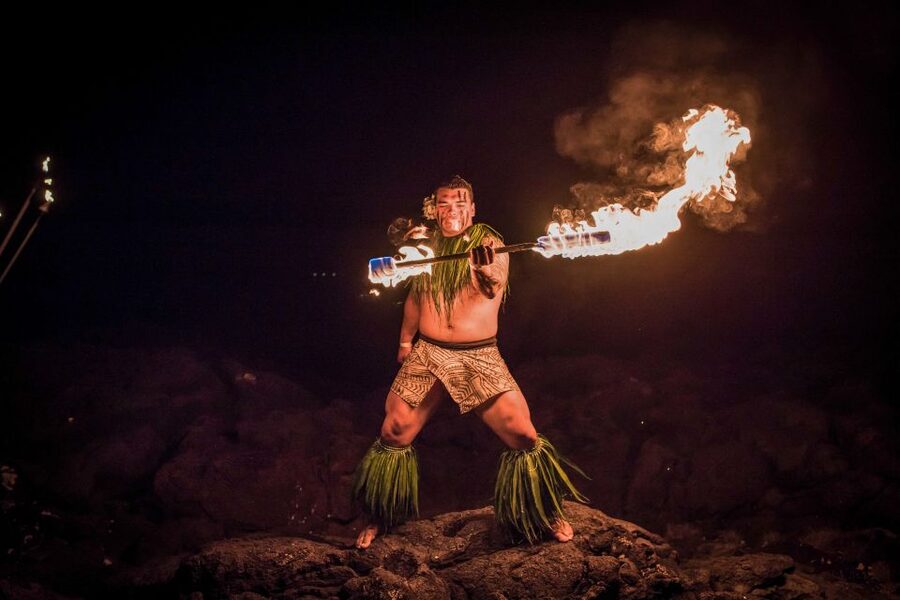Kailua-Kona: Voyagers of the Pacific Luau with Buffet Dinner - Small details that make the evening easier