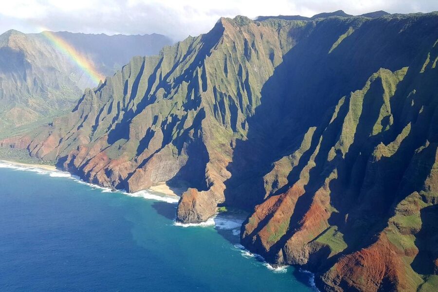 Kauai: Air Tour of Na Pali Coast, Entire Island of Kauai - Comfort, safety, and what the cabin is like