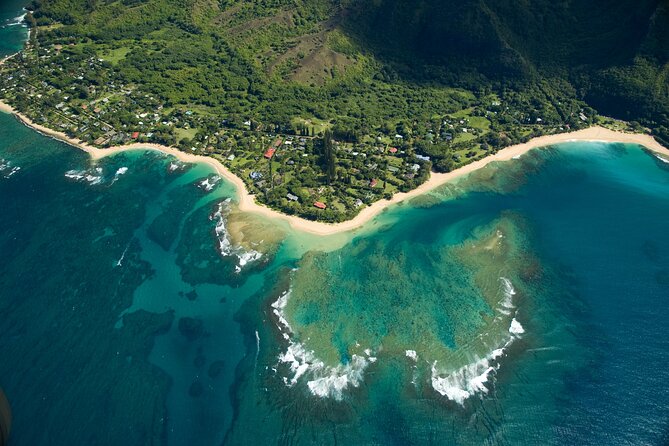 Kauai Airplane Tour: Na Pali Coast, Waterfalls & Window Seats - Mount Waiʻaleʻale and Kauai’s wet interior