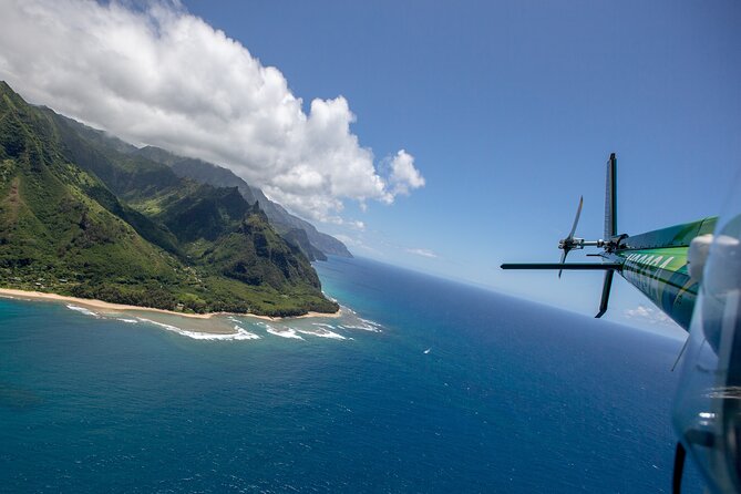 Kauai Deluxe Waterfall Safari: Helicopter Tour - Waterfalls, valleys, and Jurassic Falls