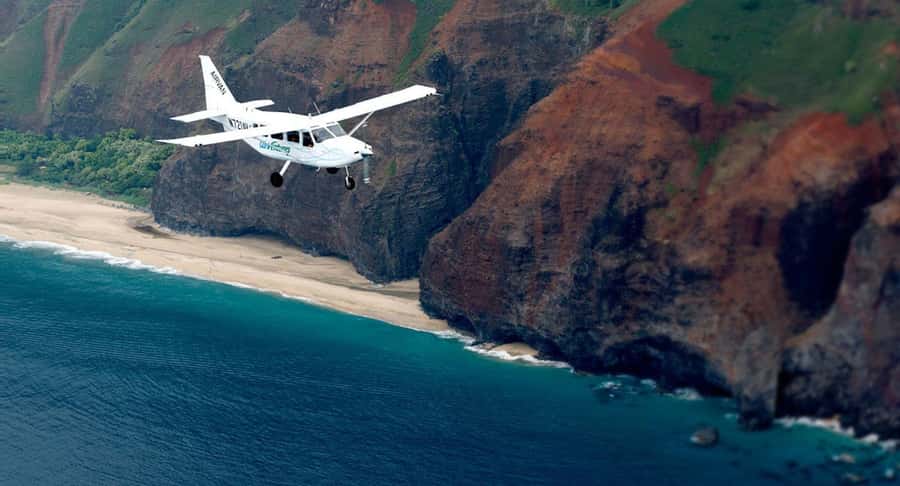 Kauai: Entire Kauai Air Tour with Window Seats - Why an air tour is the smart way to see Kauai